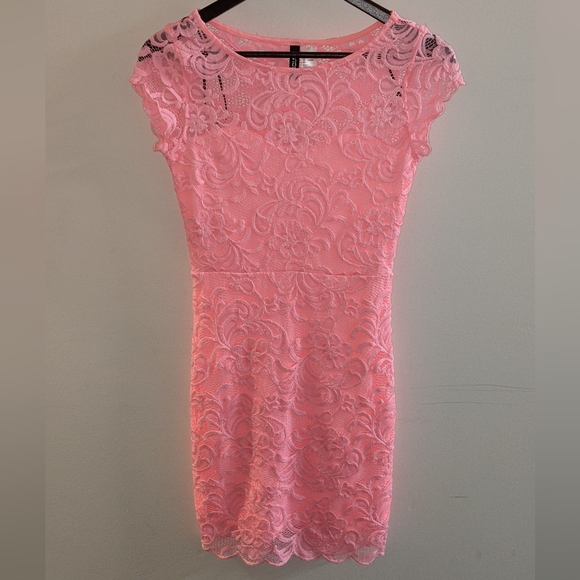 3/$25 Bright pink floral lace mesh sweetheart illusion dress scallop trim - Picture 4 of 7